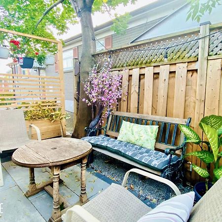 Toronto Bed & Breakfast - Free Parking Exterior foto
